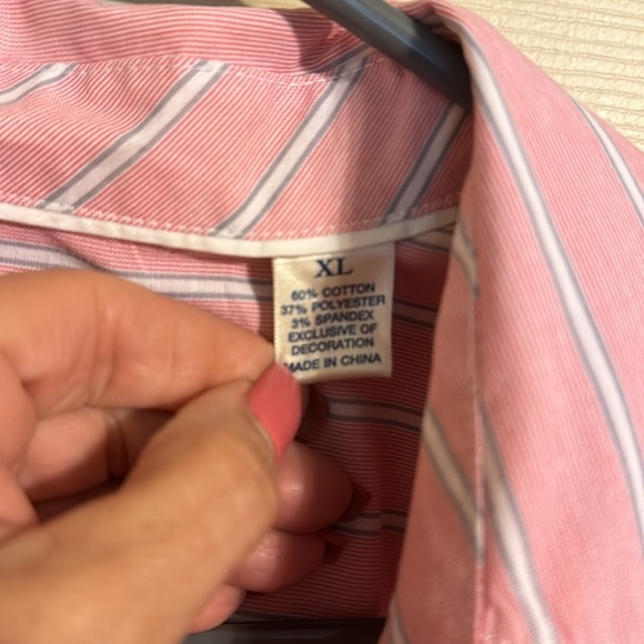 Lee Riders pink button down - Picture 3 of 4